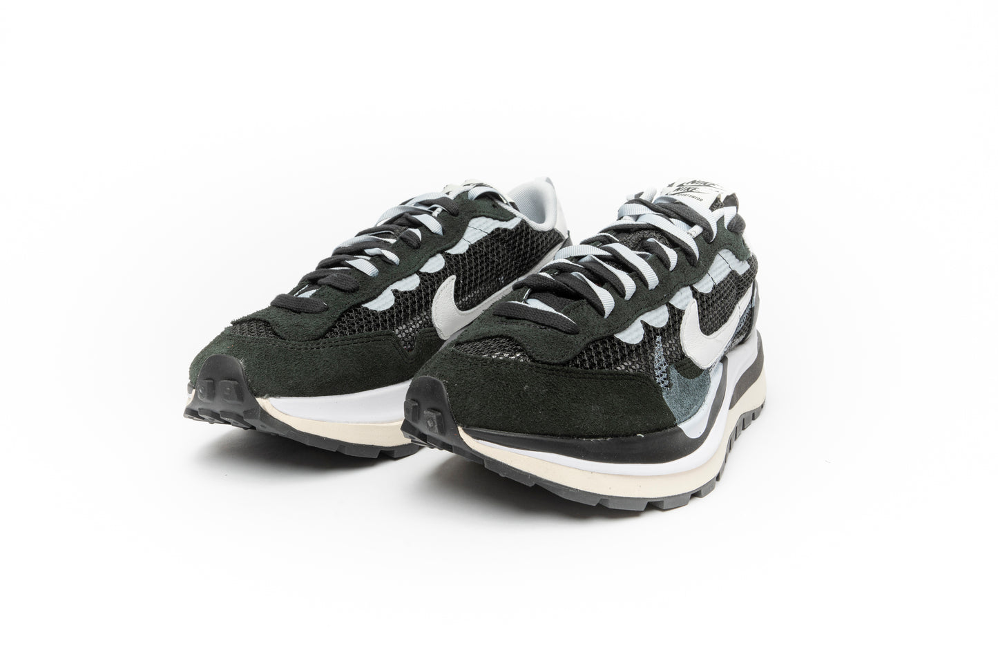 Sacai X Vapor Waffle " Black White "