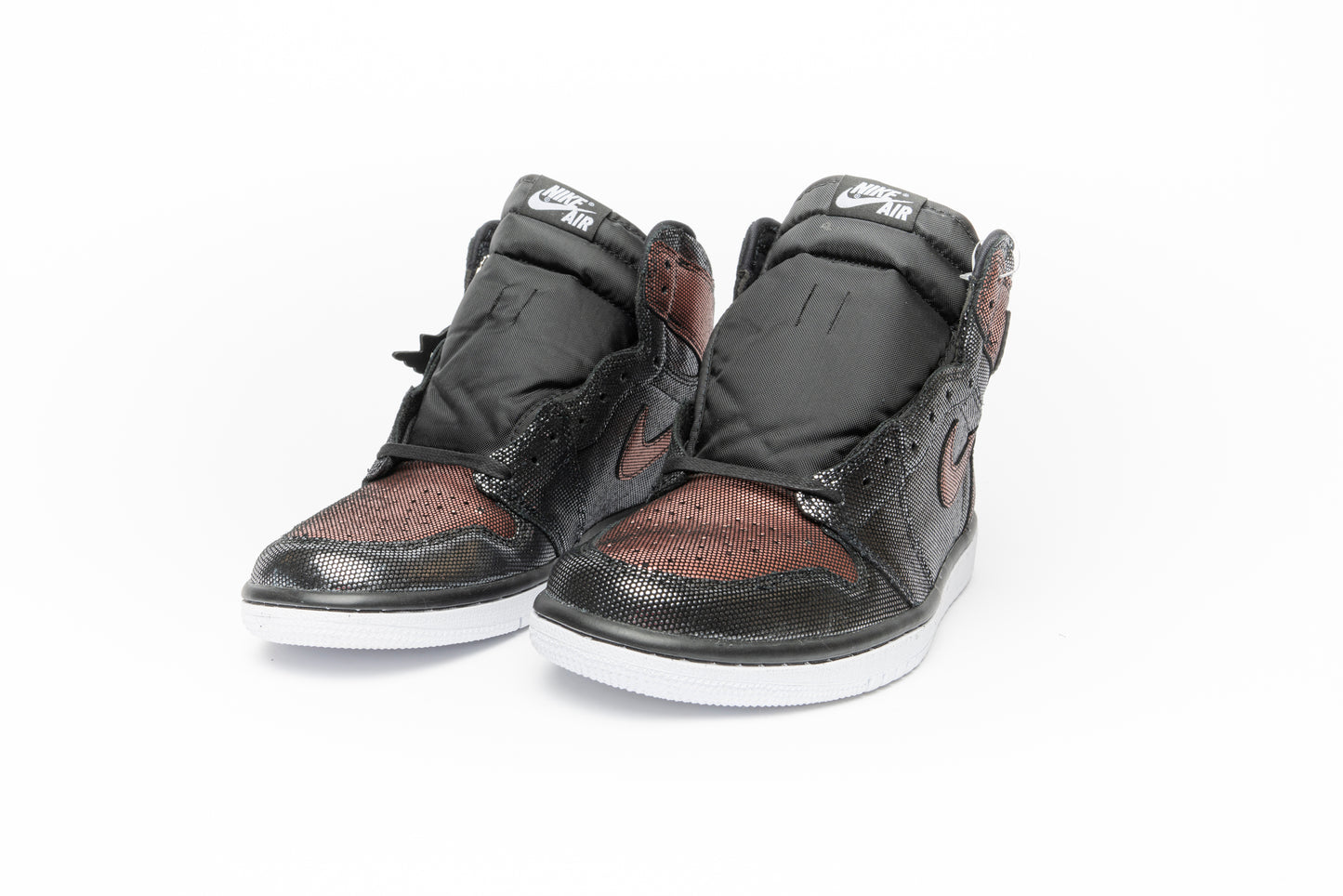 Air Jordan 1 Retro High OG "Fearless Metallic Rose" (W)