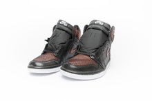 Load image into Gallery viewer, Air Jordan 1 Retro High OG &quot;Fearless Metallic Rose&quot; (W)
