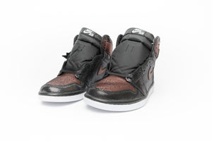 Air Jordan 1 Retro High OG "Fearless Metallic Rose" (W)