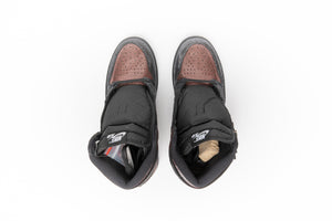 Air Jordan 1 Retro High OG "Fearless Metallic Rose" (W)