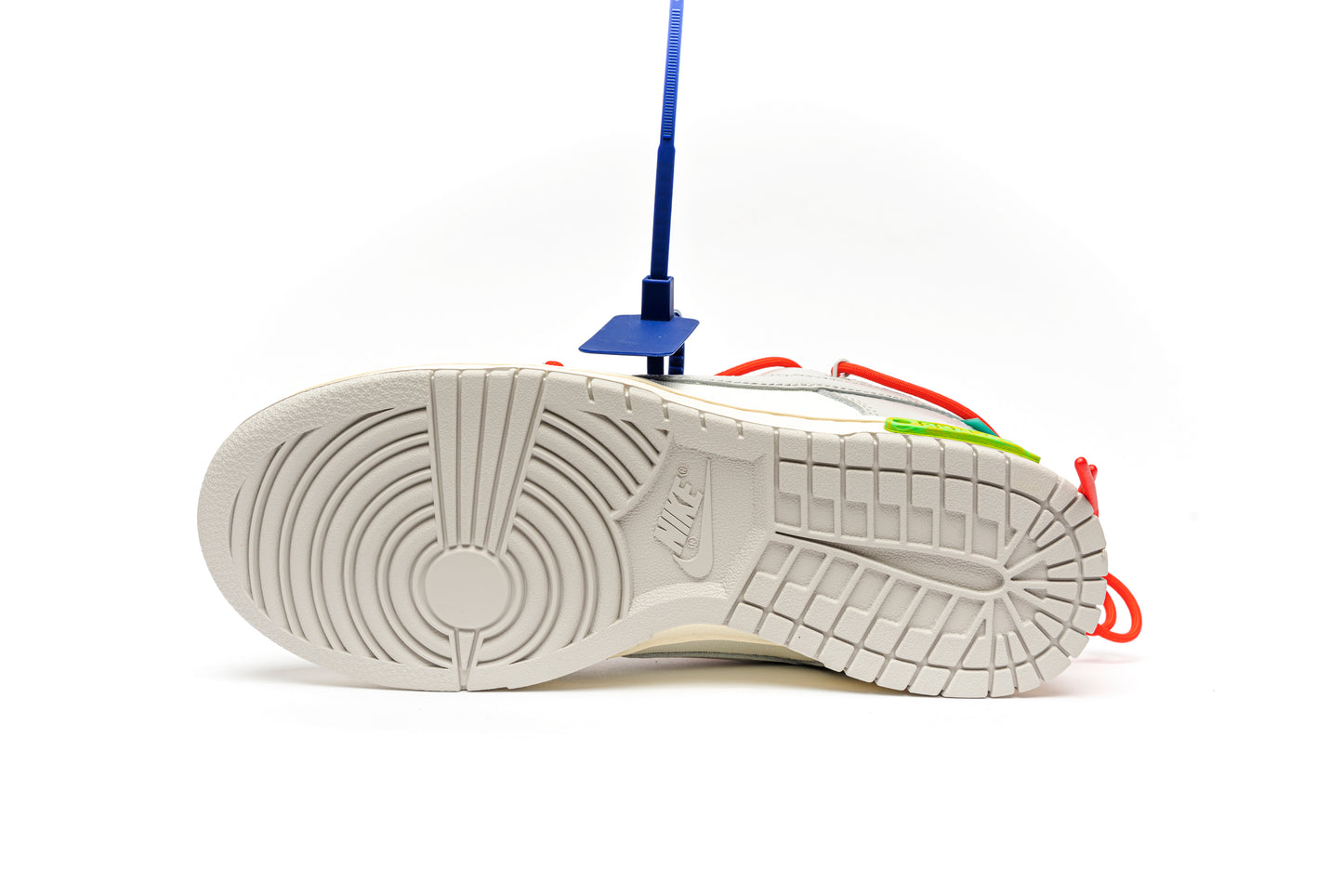 Off-White x Dunk Low "Lot 23 of 50"