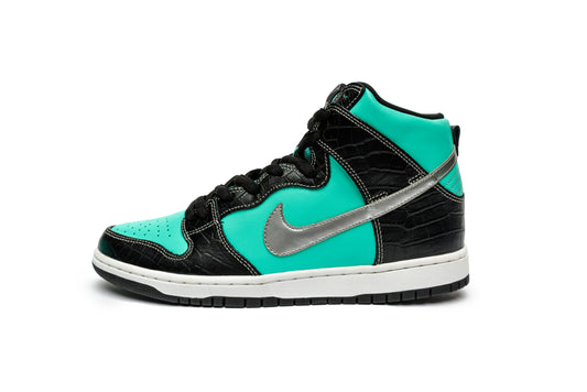 Diamond Supply Co. x Nike SB Dunk High Premium "Tiffany"