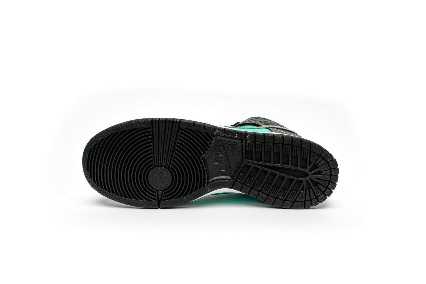 Diamond Supply Co. x Nike SB Dunk High Premium "Tiffany"