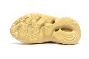 Yeezy Foam "Sulfur"