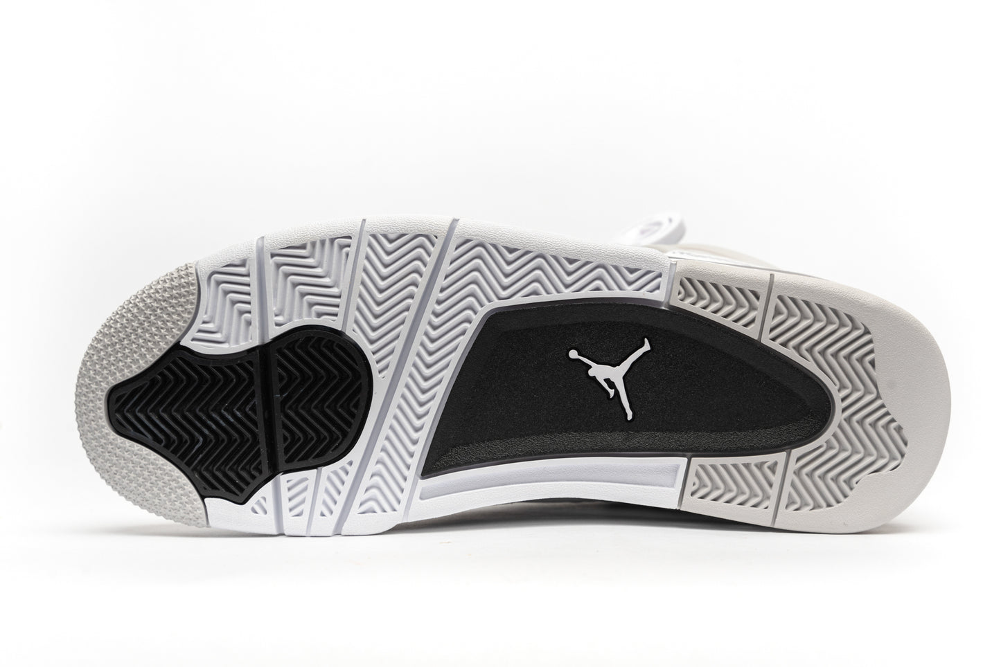 Air Jordan 4 Retro "Military Black"