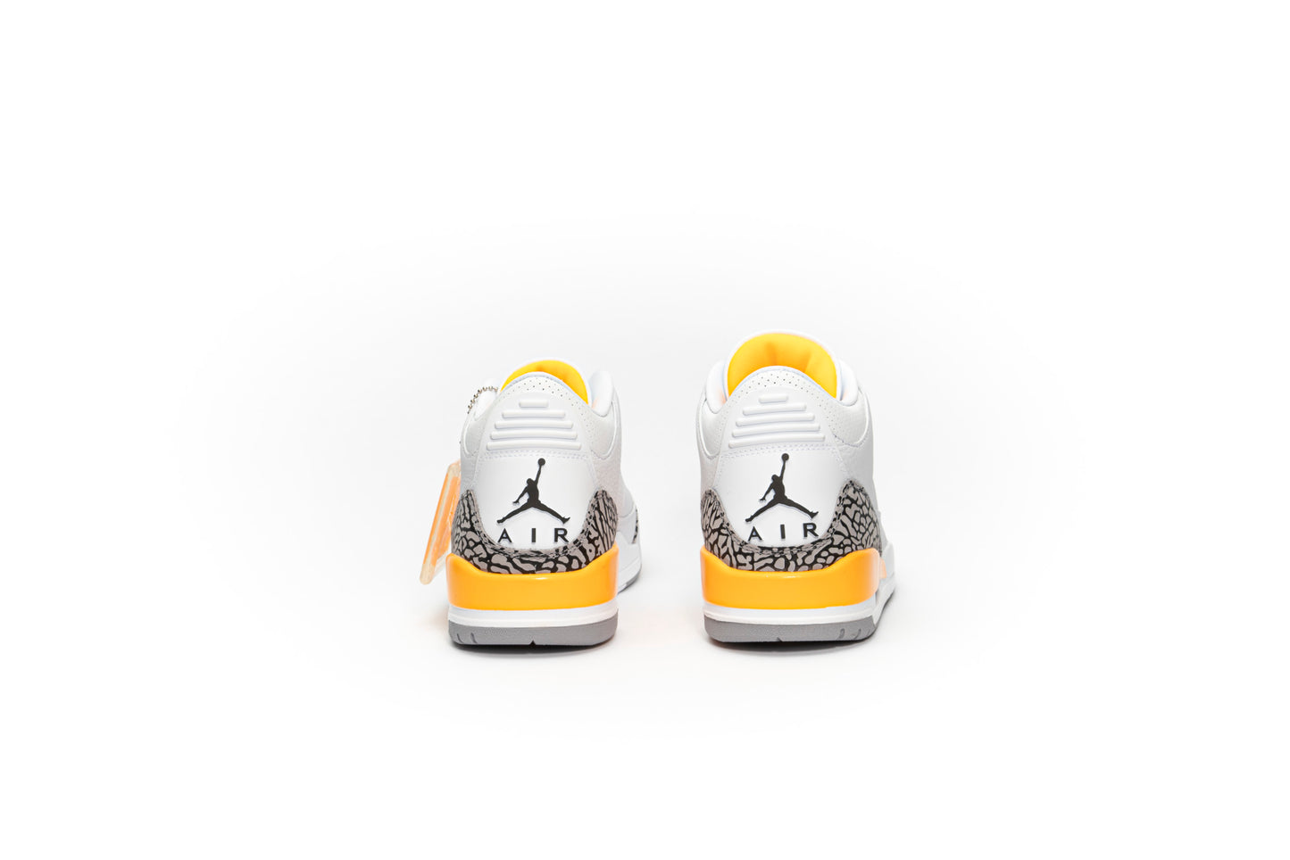 Air Jordan Retro 3 "Laser Orange" (W)