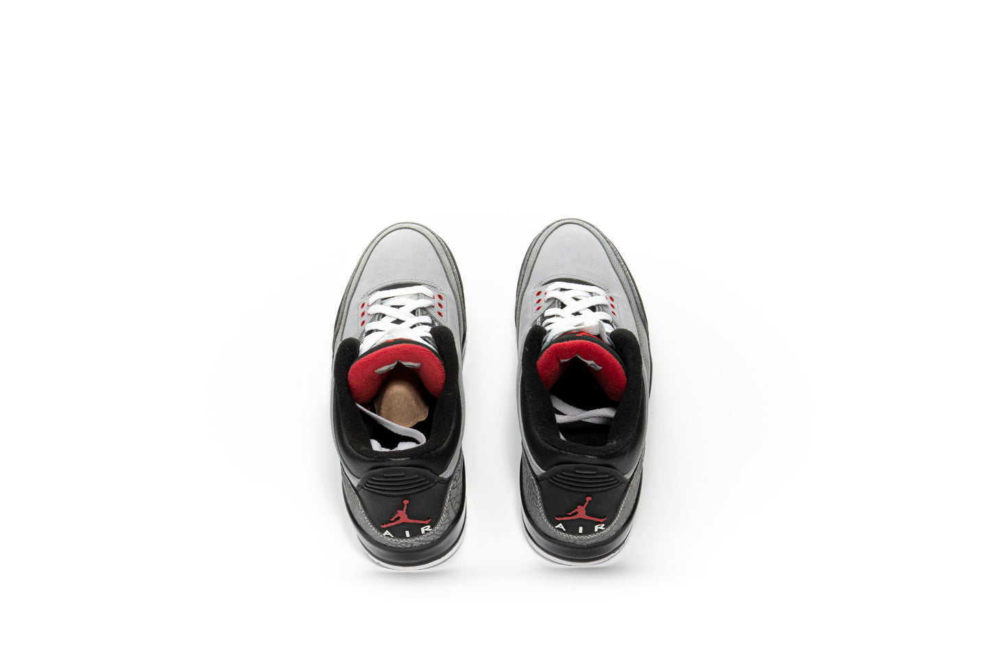 Air Jordan Retro 3 "Stealth"