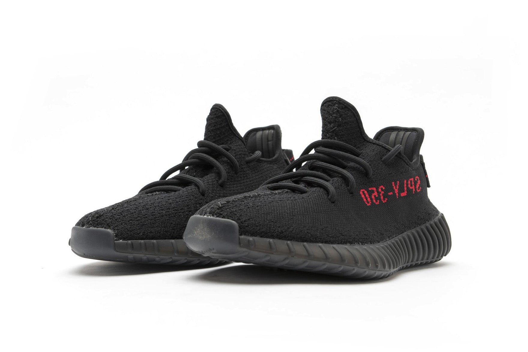 Yeezy Boost 350 V2 "Bred" www.firstclasssneaks.com Yeezy Boost 350 V2 "Bred" www.firstclasssneaks.com