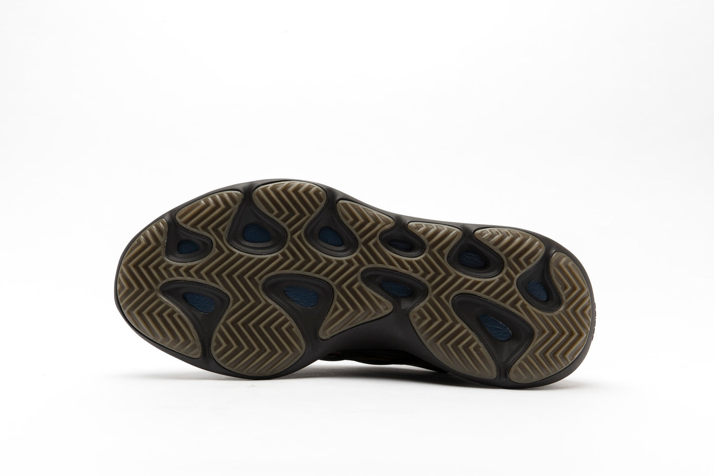 Yeezy 700 V3 "Clay Brown"