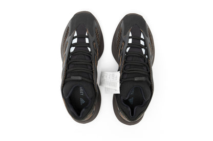 Yeezy 700 V3 "Clay Brown"