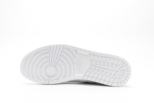 Air Jordan 1 Centre Court "White on White"