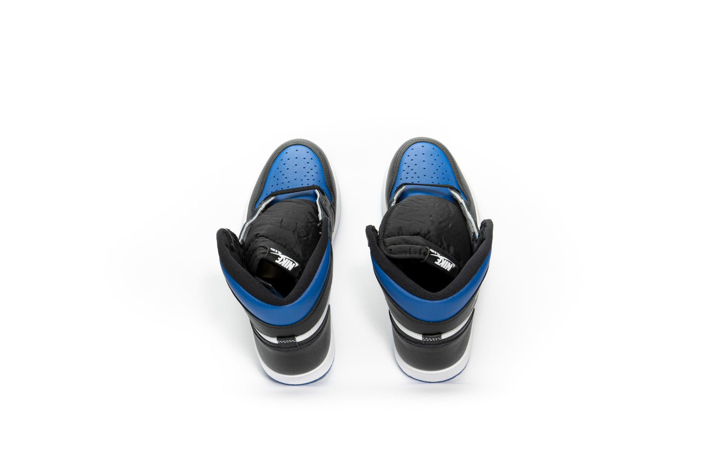Air Jordan Retro High "Royal Toe"