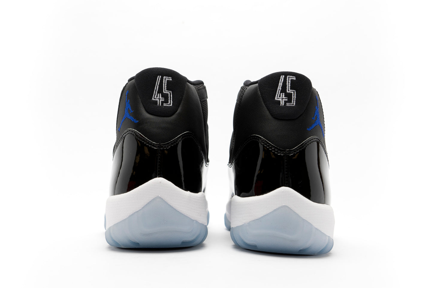 Air Jordan 11 Retro "Space Jam" 2016