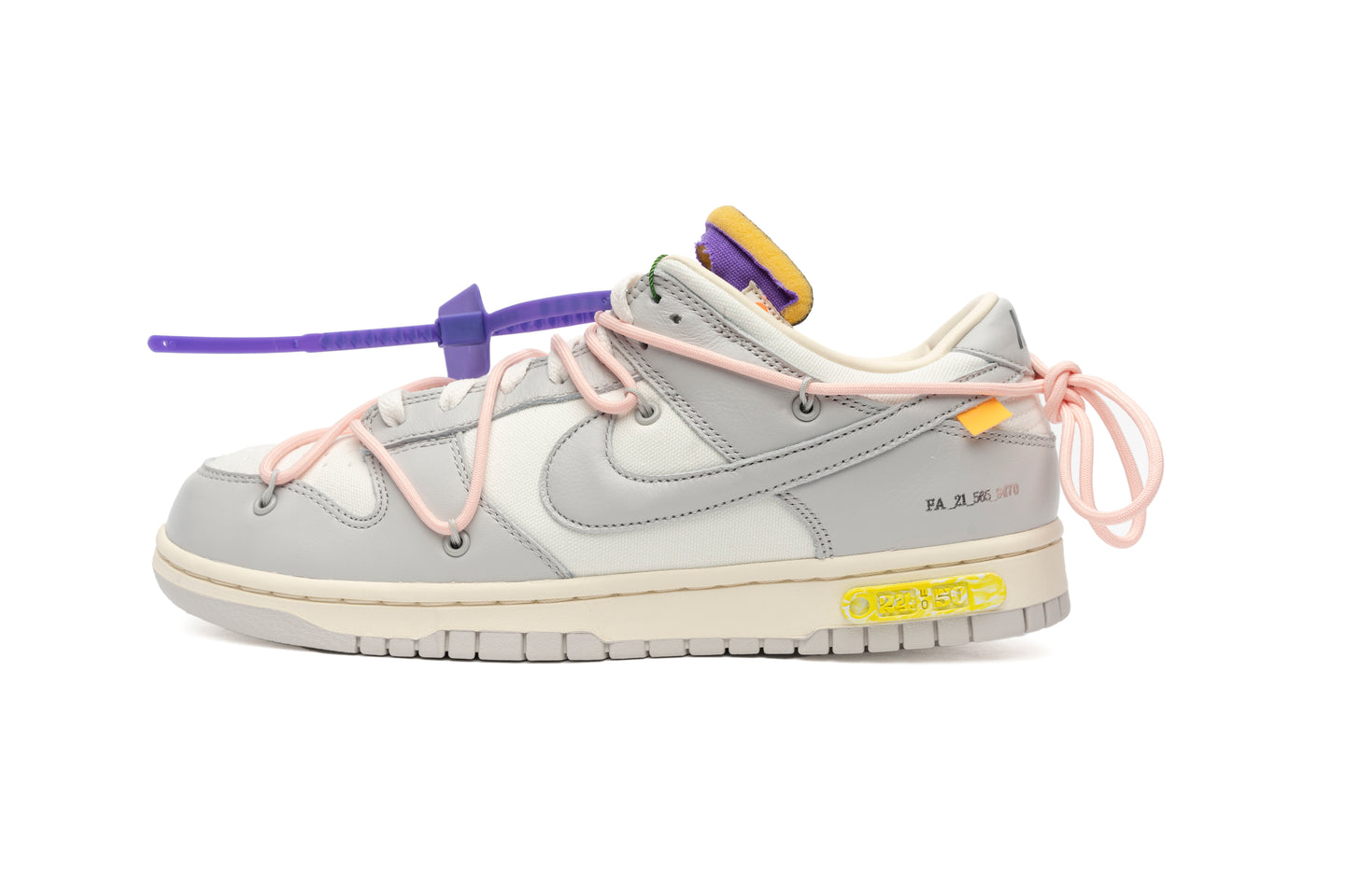 Nike Dunk Low x Off White 