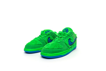 Nike SB Dunk Low Grateful Dead Bears Green