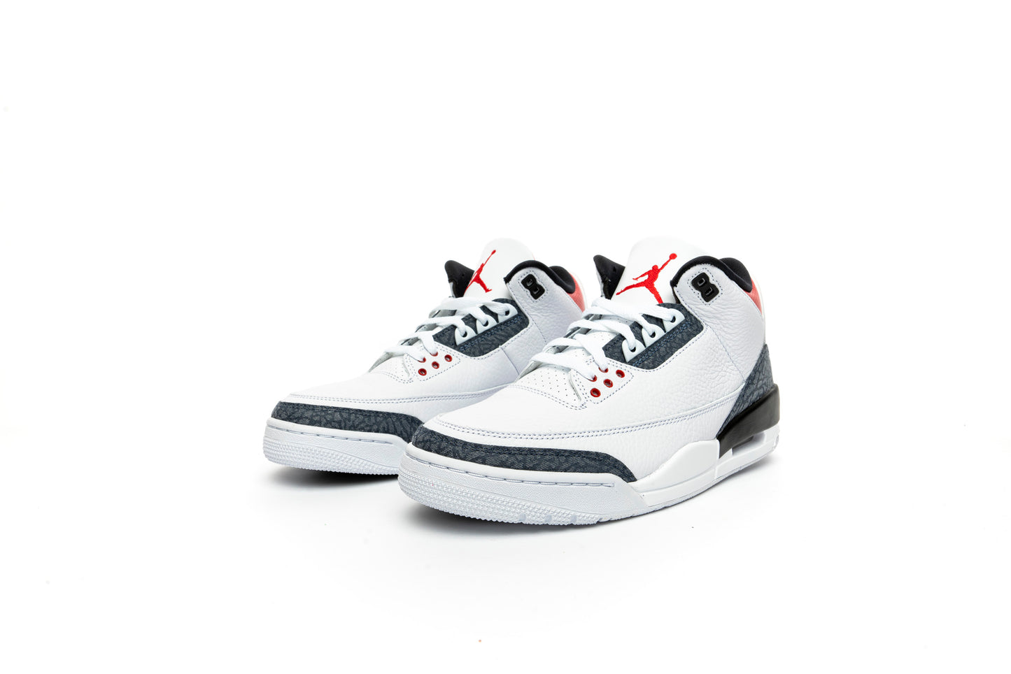 Air Jordan 3 Retro "Denim SE Fire Red"