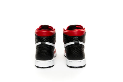 Air Jordan 1 Retro High "Satin Snake Chicago" (W)