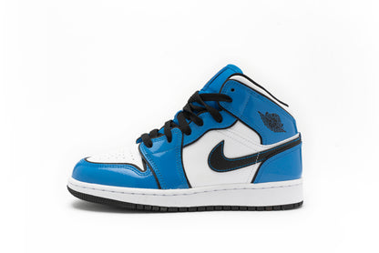 Air Jordan 1 Mid GS SE " Signal Blue "