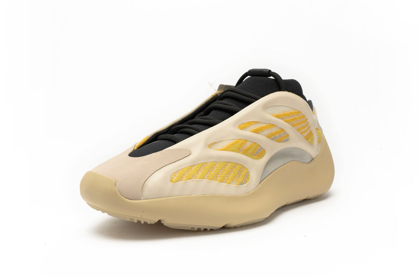Yeezy 700 V3 "Safflower"