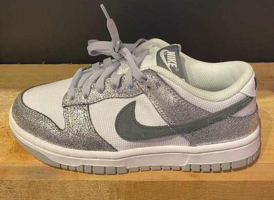 Wmn Dunk Low “Golden Gals”