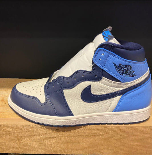 Air Jordan 1 Retro High OG "Obsidian"