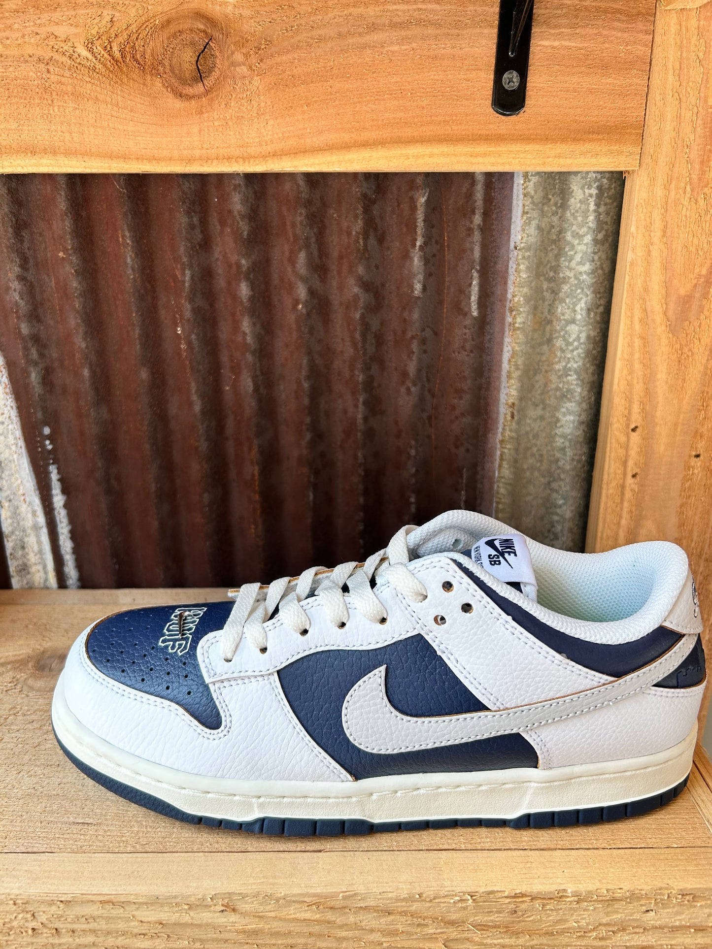 HUF x Dunk Low SB ‘New York’