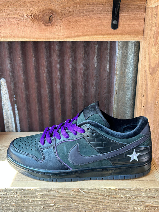 Familia x Dunk Low Pro QS SB ‘First Avenue’