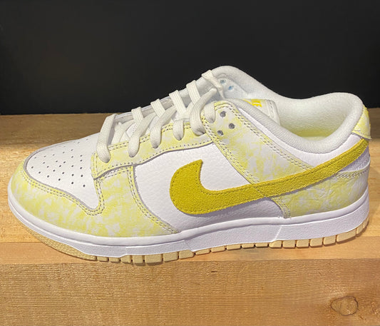 Wmn Dunk Low Og ‘ Yellow Strike ‘