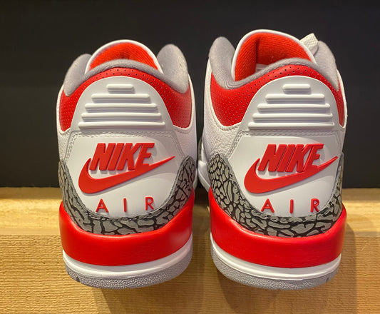 Jordan 3 Retro “Fire Red” 2022