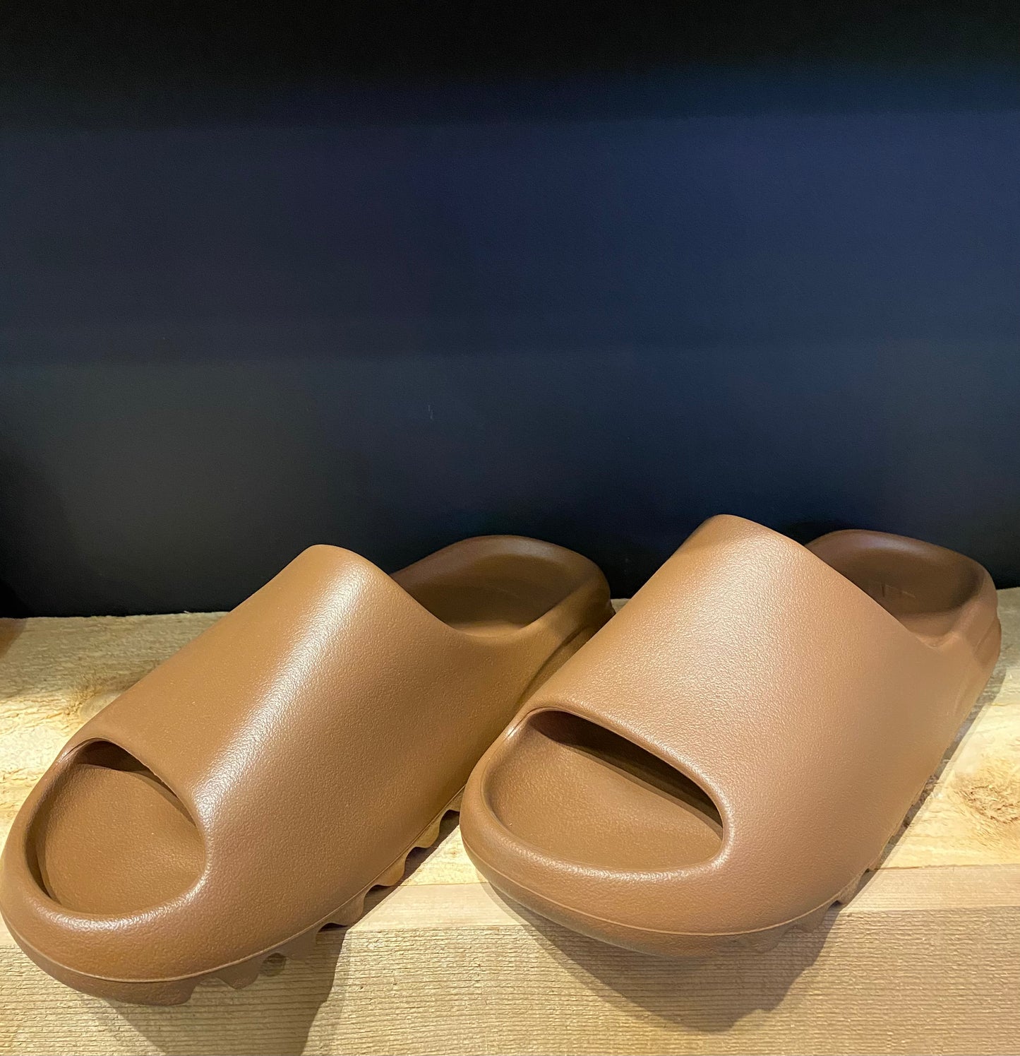 Yeezy Slide “Flax”