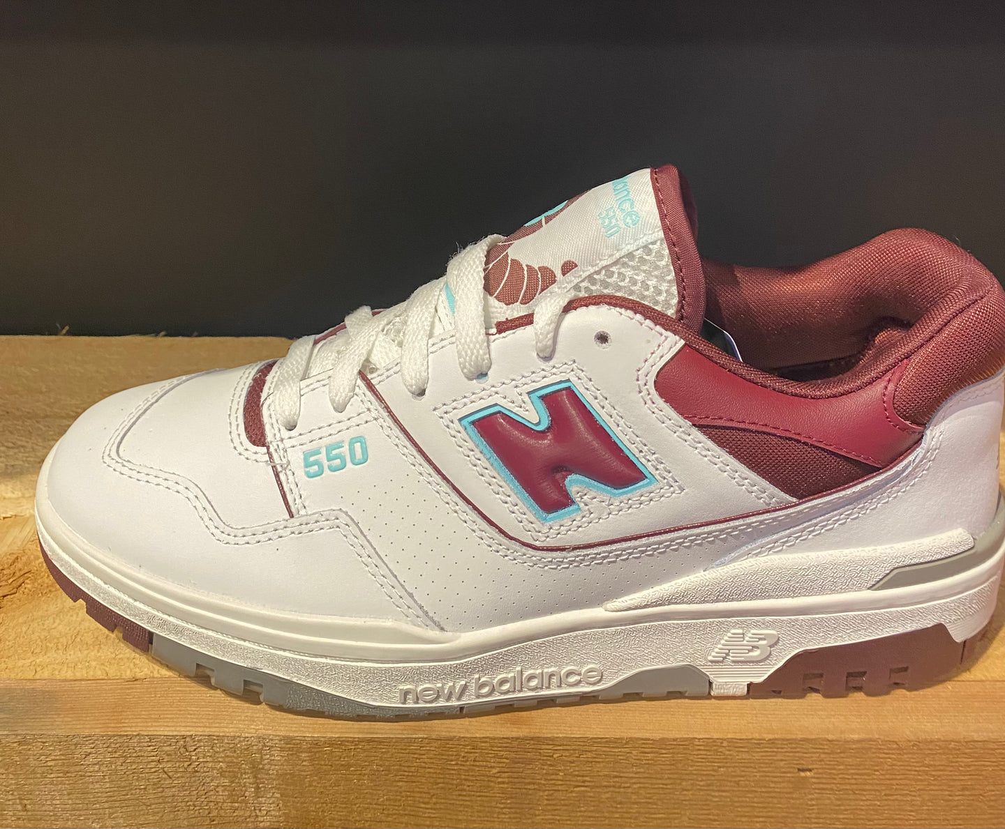 550 “Burgundy Turquoise”